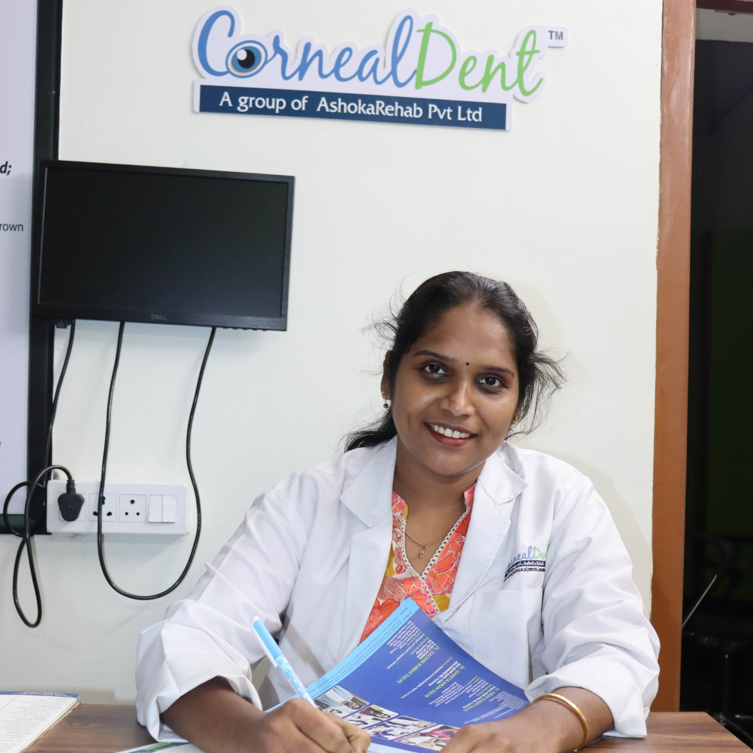 corneal dent dentist 2